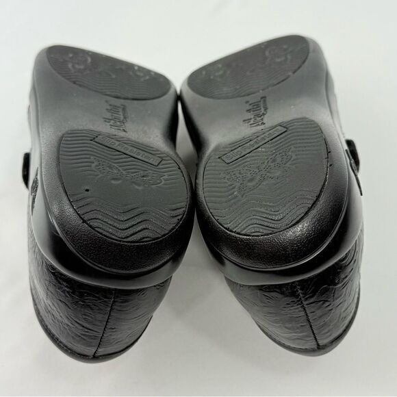 Alegria JOLEEN Black Tooled Floral Leather Slip On Adjustable Strap Support Clog - Picture 14 of 16